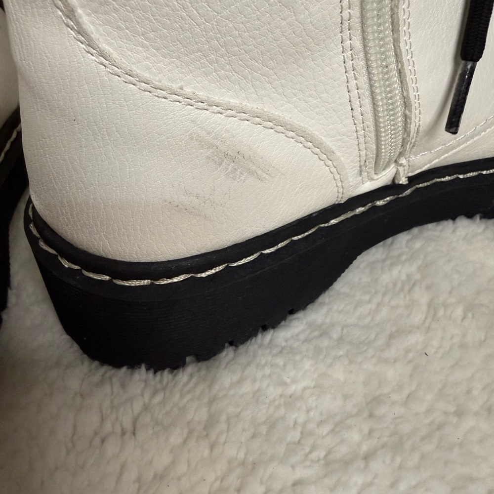 Sincerely Jules Black and White Combat Boots - Picture 4 of 6